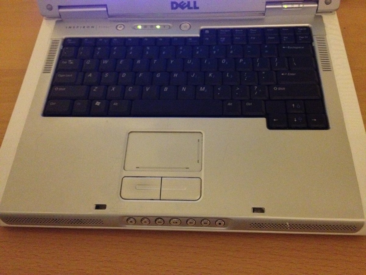 DELL INSPIRON 6400 ノートパソコン ノートPC デル DELL Inspiron 6400 dizüstü bilgisayar ile Windows 7 Gümüş : Amazon
